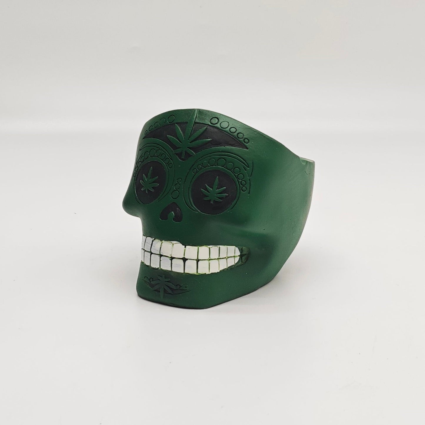 Calavera Leaf Ashtray_4